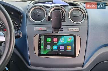Минивэн Ford Tourneo Connect 2012 в 