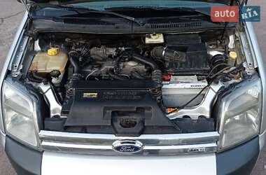 Минивэн Ford Tourneo Connect 2007 в 