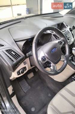 Минивэн Ford Tourneo Connect 2015 в 