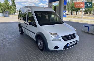 Минивэн Ford Tourneo Connect 2012 в 