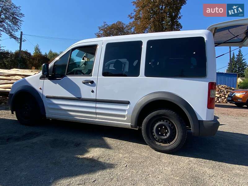 Минивэн Ford Tourneo Connect 2008 в Киеве