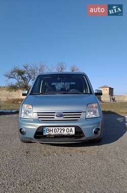 Минивэн Ford Tourneo Connect 2010 в 
