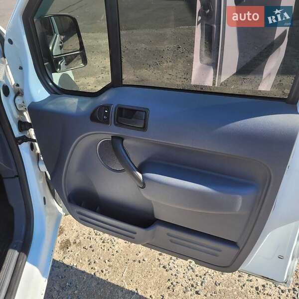 Минивэн Ford Tourneo Connect 2010 в Днепре