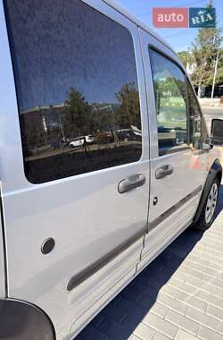 Минивэн Ford Tourneo Connect 2004 в 
