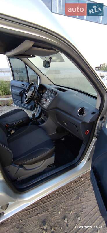 Минивэн Ford Tourneo Connect 2012 в Белой Церкви