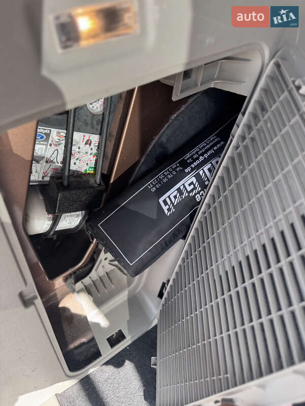 Мінівен Ford Tourneo Connect 2014 в Києві фото 37 Мінівен Ford Tourneo Connect 2014 в Києві