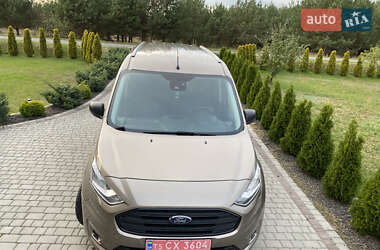 Минивэн Ford Tourneo Connect 2019 в 