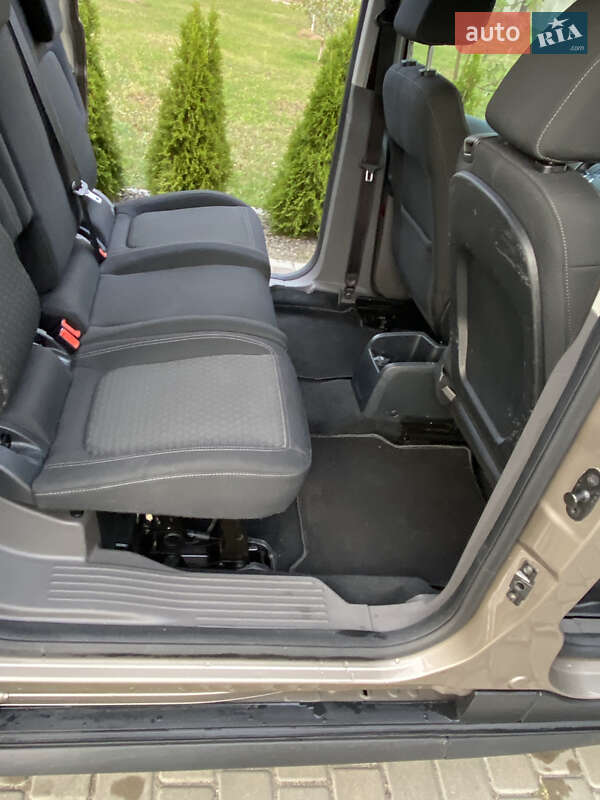 Мінівен Ford Tourneo Connect 2019 в Луцьку