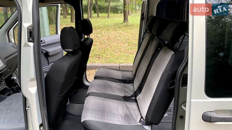Мінівен Ford Tourneo Connect 2011 в Києві