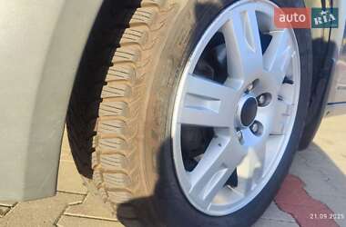 Мінівен Ford Tourneo Connect 2012 в 