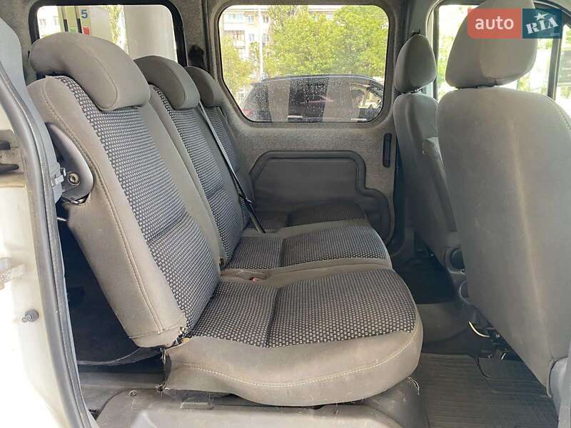 Минивэн Ford Tourneo Connect 2012 в Николаеве