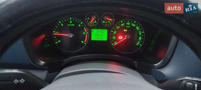 Мінівен Ford Tourneo Connect 2013 в Києві