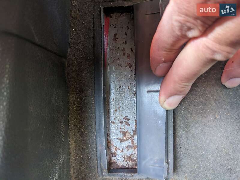 Мінівен Ford Tourneo Connect 2003 в Рівному фото 4 Мінівен Ford Tourneo Connect 2003 в Рівному