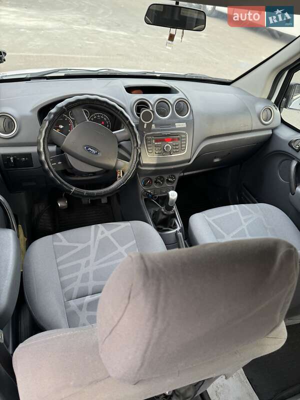 Минивэн Ford Tourneo Connect 2012 в Николаеве фото 4 Минивэн Ford Tourneo Connect 2012 в Николаеве