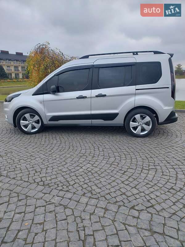 Мінівен Ford Tourneo Connect 2018 в Львові