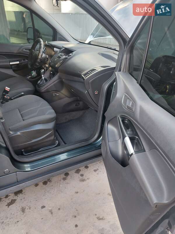 Мінівен Ford Tourneo Connect 2017 в Кропивницькому фото 16 Мінівен Ford Tourneo Connect 2017 в Кропивницькому