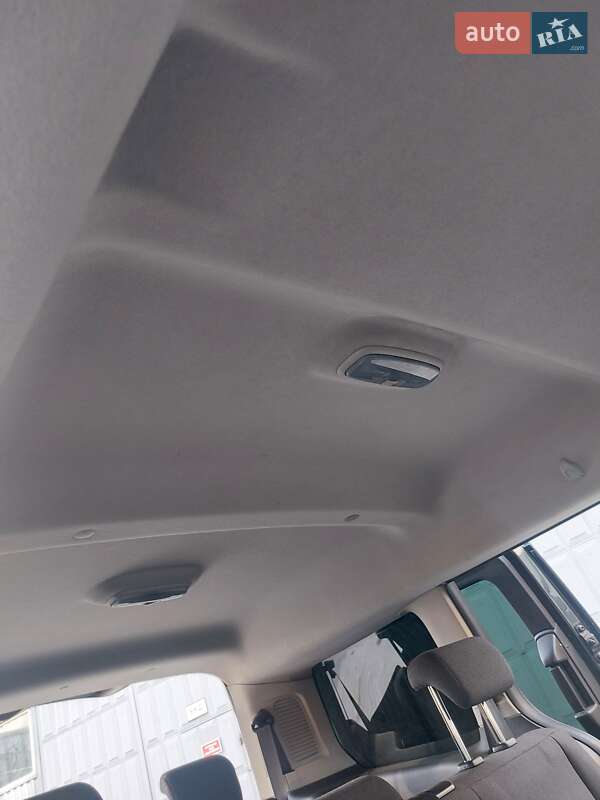 Мінівен Ford Tourneo Connect 2017 в Кропивницькому фото 24 Мінівен Ford Tourneo Connect 2017 в Кропивницькому