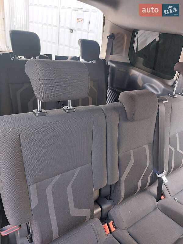 Мінівен Ford Tourneo Connect 2017 в Кропивницькому фото 21 Мінівен Ford Tourneo Connect 2017 в Кропивницькому