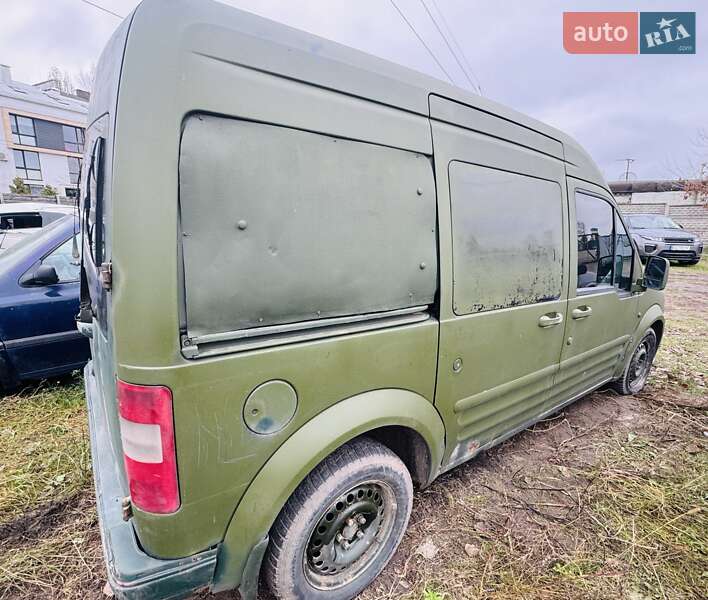 Минивэн Ford Tourneo Connect 2004 в Белогородке