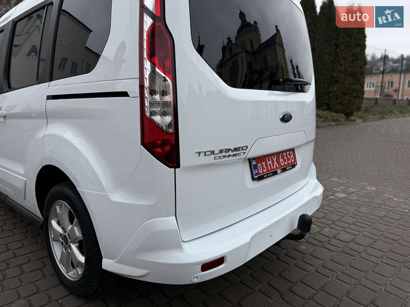 Мінівен Ford Tourneo Connect 2017 в Тернополі