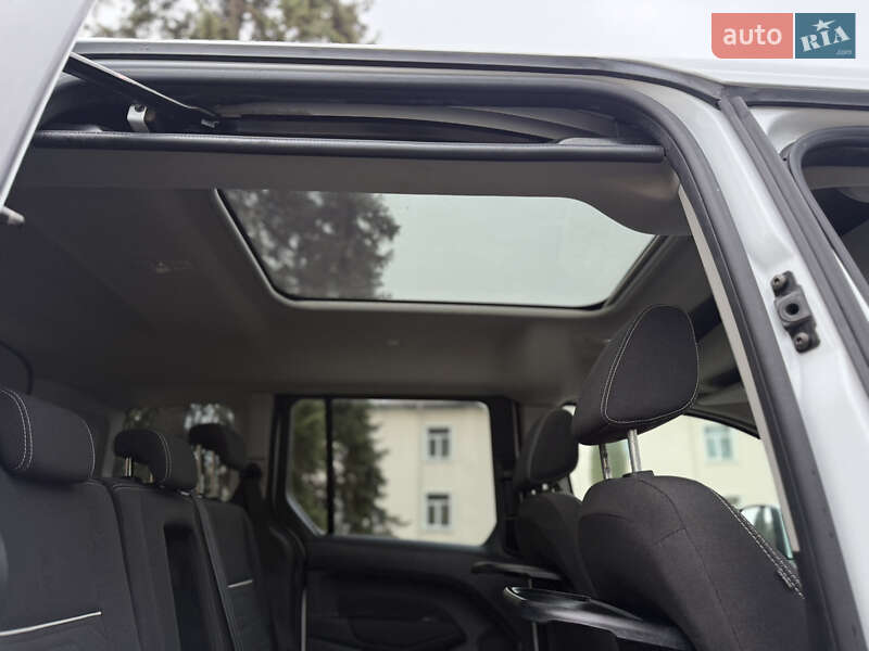 Мінівен Ford Tourneo Connect 2017 в Тернополі