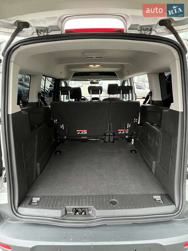Минивэн Ford Tourneo Connect 2016 в Киеве фото 14 Минивэн Ford Tourneo Connect 2016 в Киеве