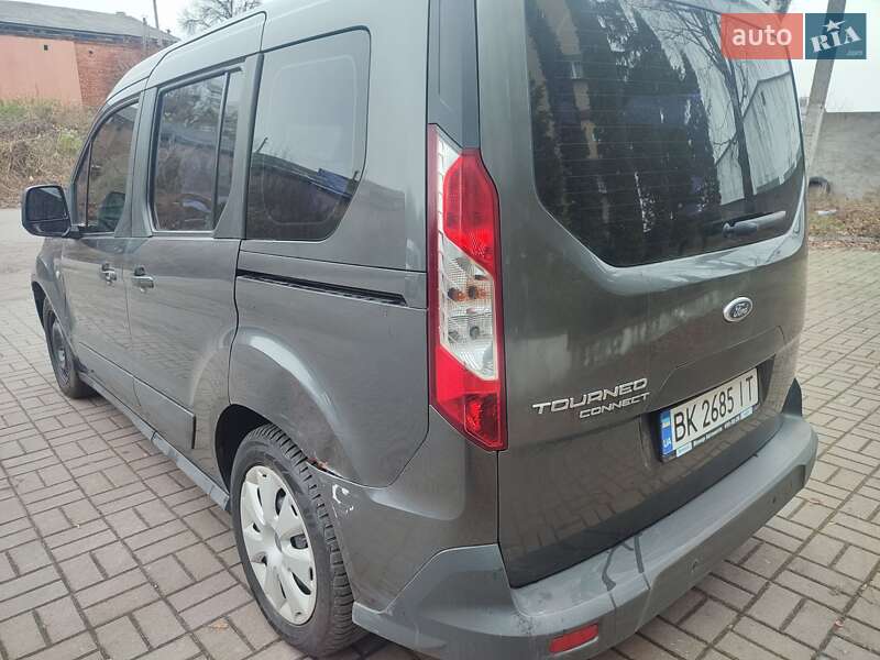 Минивэн Ford Tourneo Connect 2016 в Ровно