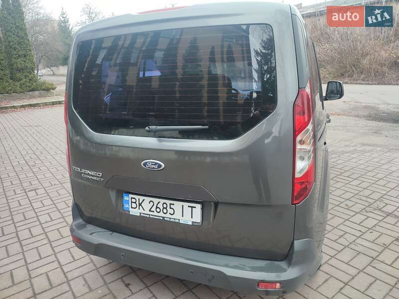 Минивэн Ford Tourneo Connect 2016 в Ровно
