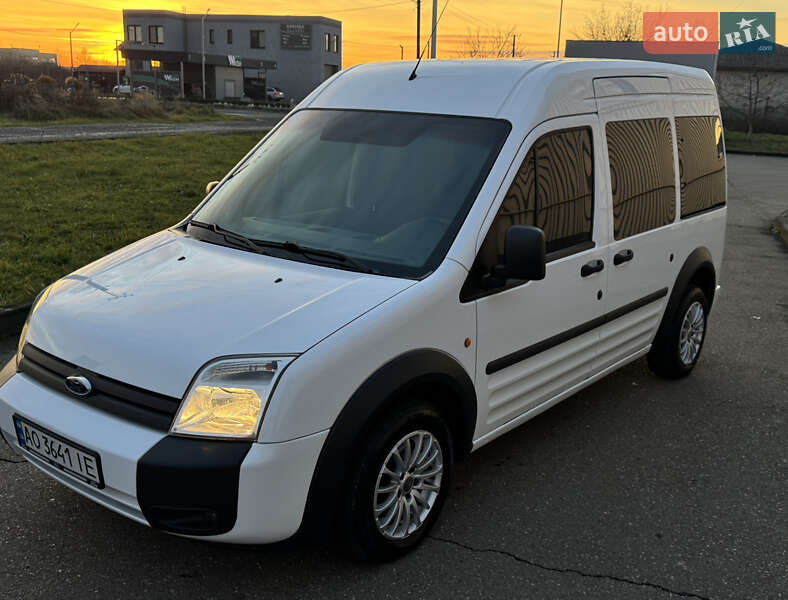 Минивэн Ford Tourneo Connect 2009 в Виноградове фото 8 Минивэн Ford Tourneo Connect 2009 в Виноградове