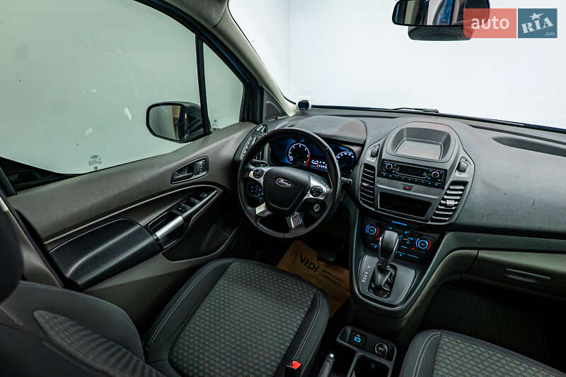 Минивэн Ford Tourneo Connect 2019 в Киеве фото 11 Минивэн Ford Tourneo Connect 2019 в Киеве