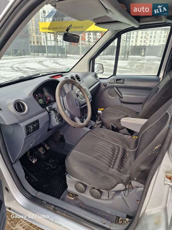 Мінівен Ford Tourneo Connect 2010 в Луцьку