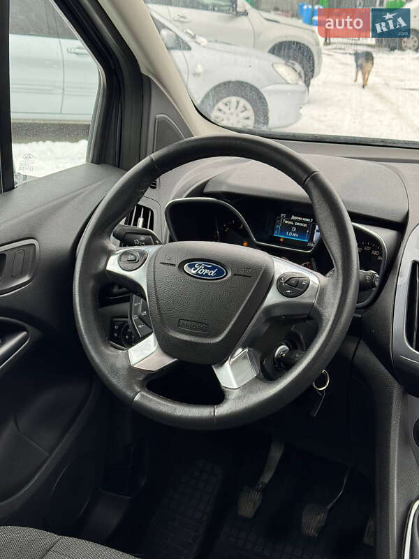 Минивэн Ford Tourneo Connect 2015 в Днепре фото 17 Минивэн Ford Tourneo Connect 2015 в Днепре