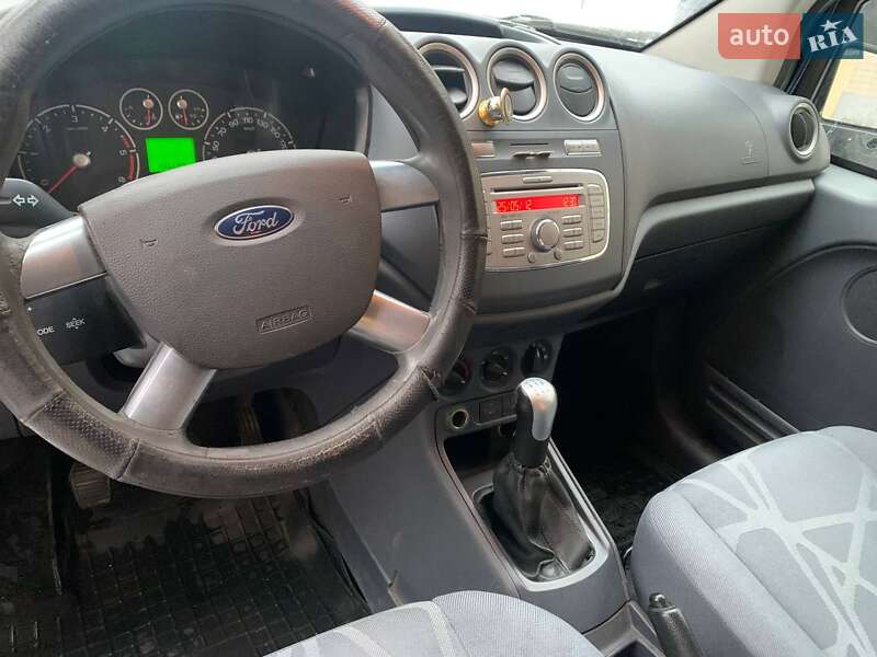 Мінівен Ford Tourneo Connect 2012 в Києві фото 8 Мінівен Ford Tourneo Connect 2012 в Києві