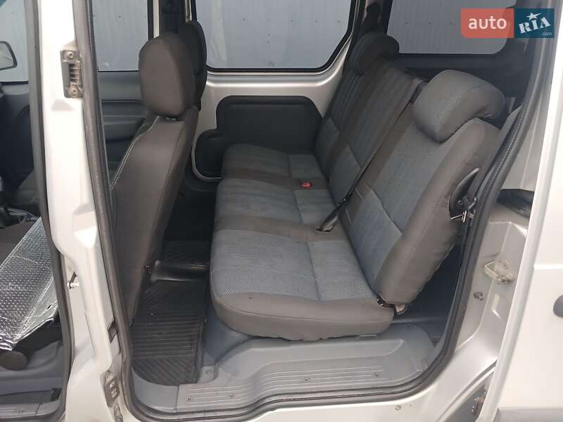 Минивэн Ford Tourneo Connect 2012 в Белой Церкви фото 10 Минивэн Ford Tourneo Connect 2012 в Белой Церкви