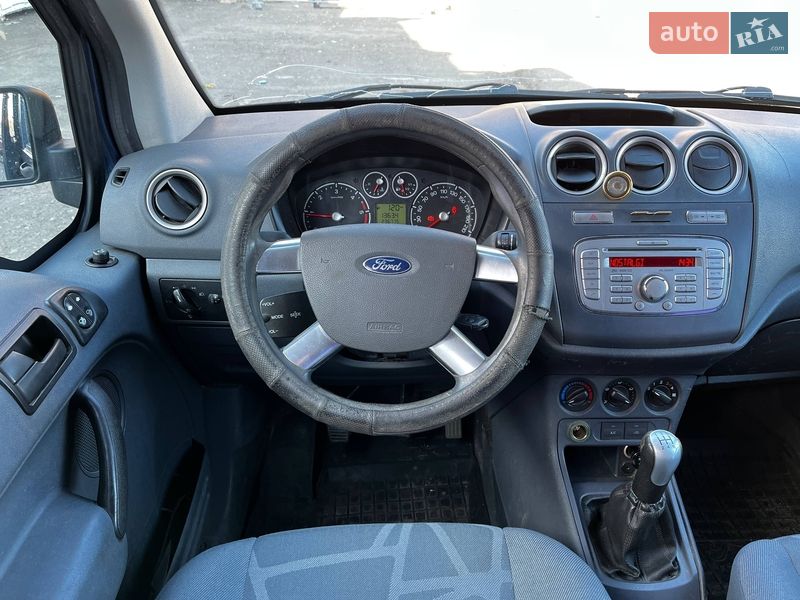 Минивэн Ford Tourneo Connect 2012 в Киеве фото 14 Минивэн Ford Tourneo Connect 2012 в Киеве