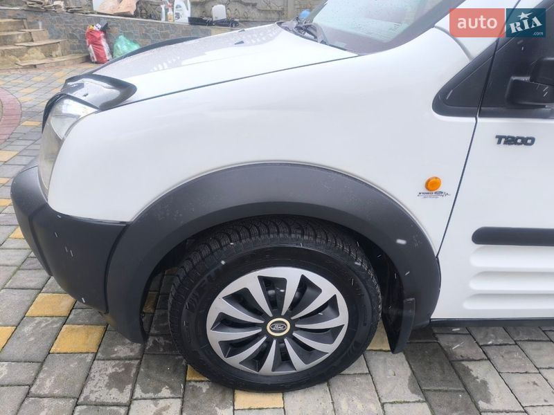 Минивэн Ford Tourneo Connect 2006 в Черновцах