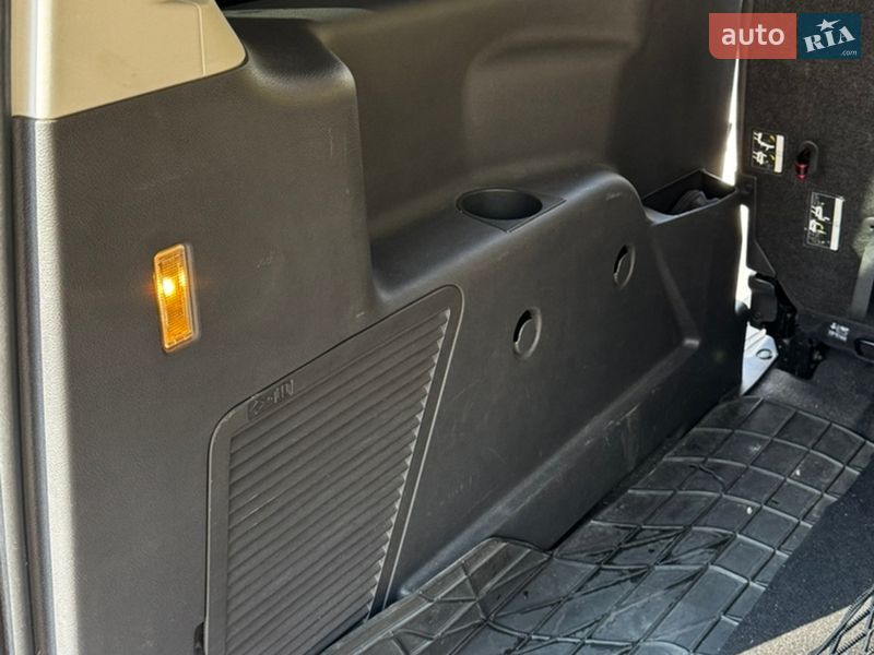 Минивэн Ford Tourneo Connect 2018 в Киеве