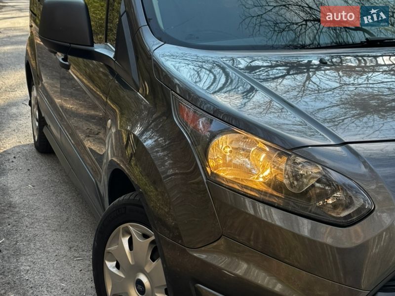 Минивэн Ford Tourneo Connect 2018 в Киеве