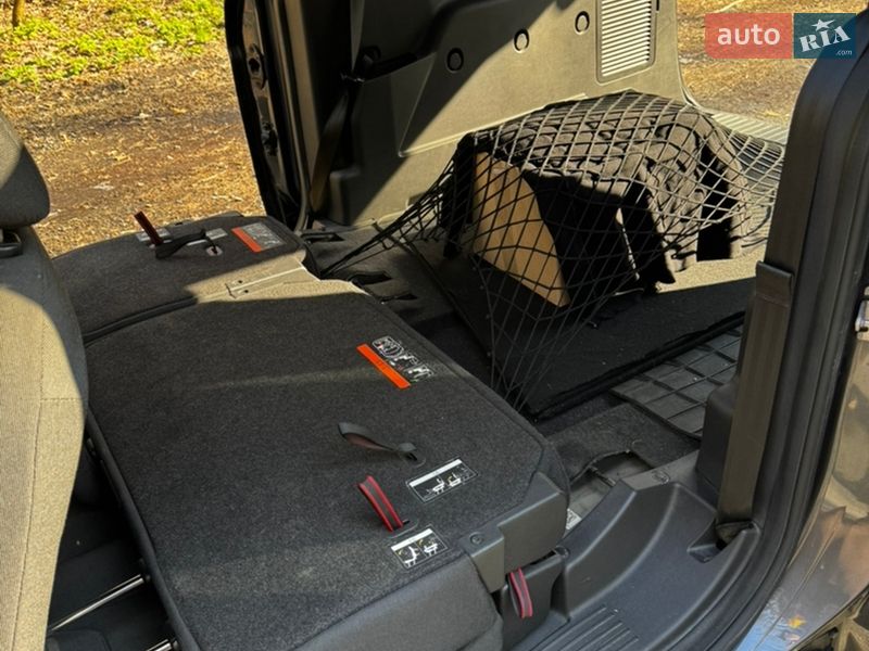 Минивэн Ford Tourneo Connect 2018 в Киеве