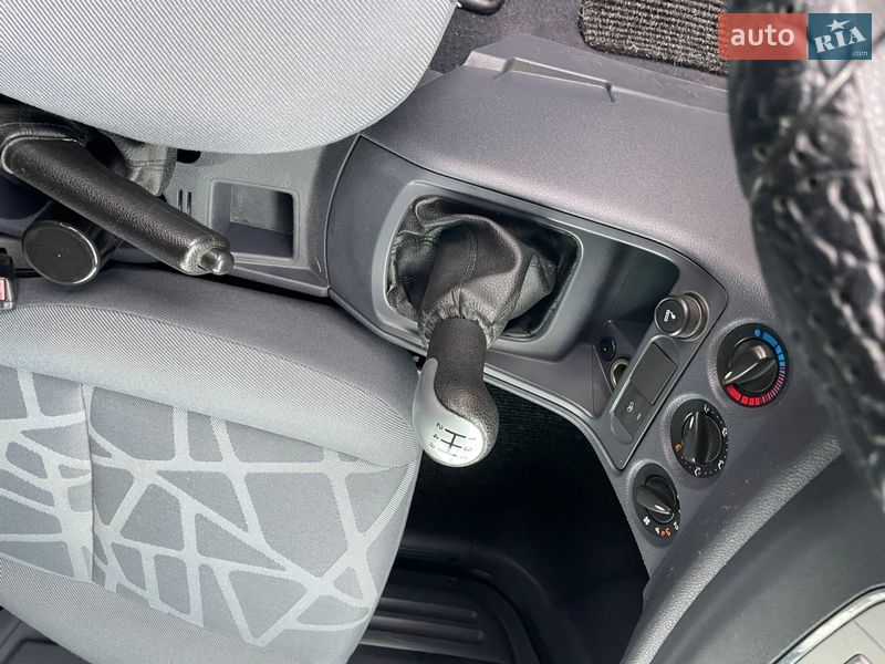 Минивэн Ford Tourneo Connect 2010 в Житомире фото 7 Минивэн Ford Tourneo Connect 2010 в Житомире