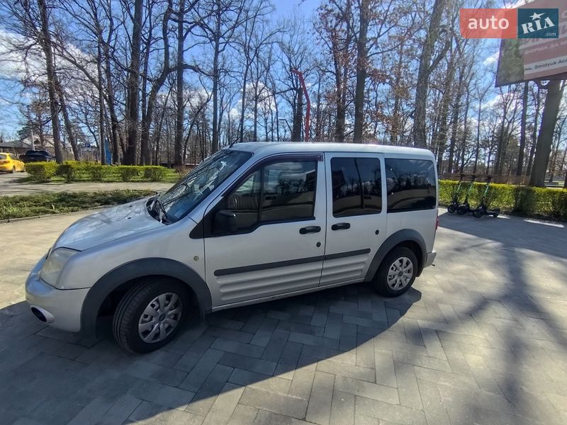 Минивэн Ford Tourneo Connect 2011 в Ирпене