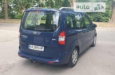 Минивэн Ford Tourneo Courier 2015 в Киеве