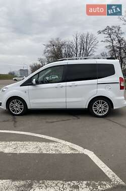 Микровэн Ford Tourneo Courier 2017 в Киеве