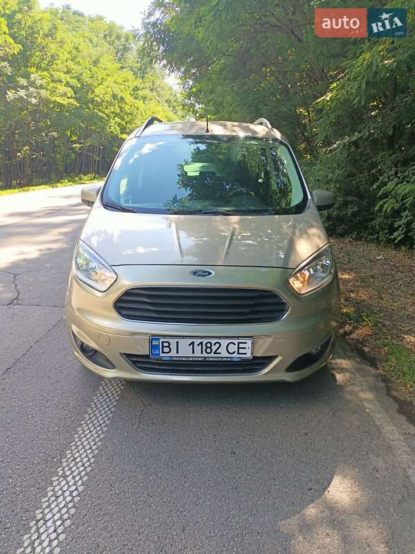 Микровэн Ford Tourneo Courier 2015 в Полтаве