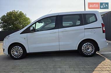 Микровэн Ford Tourneo Courier 2016 в 