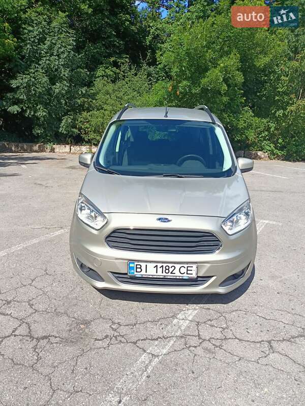 Микровэн Ford Tourneo Courier 2015 в Полтаве