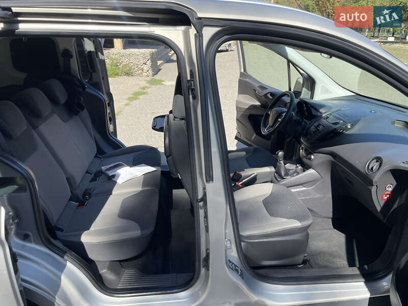 Микровэн Ford Tourneo Courier 2015 в Одессе