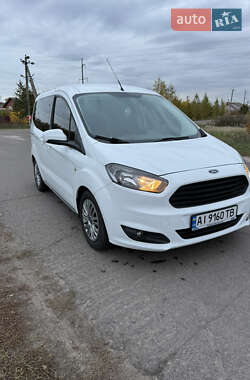 Микровэн Ford Tourneo Courier 2017 в 