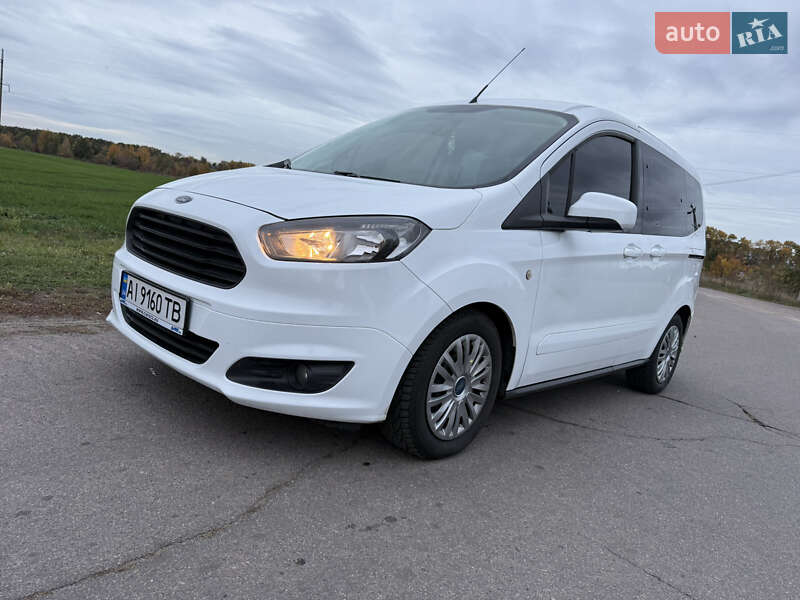 Микровэн Ford Tourneo Courier 2017 в Березане фото 4 Микровэн Ford Tourneo Courier 2017 в Березане