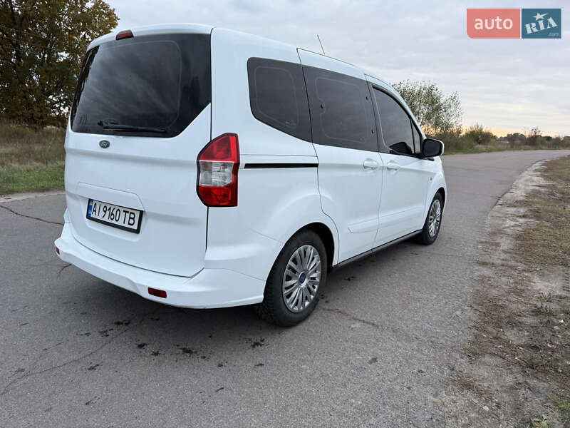 Микровэн Ford Tourneo Courier 2017 в Березане фото 5 Микровэн Ford Tourneo Courier 2017 в Березане
